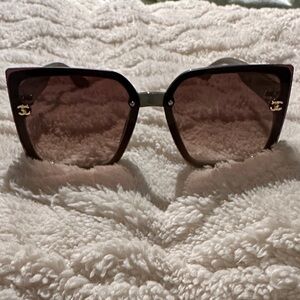 Sunglasses! New! Glam!